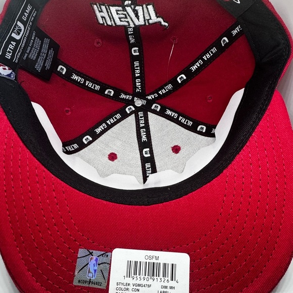 π₯ Miami Heat Ultra Game Snapback Hat β Official NBA Licensed Cap π₯ - Picture 4 of 4